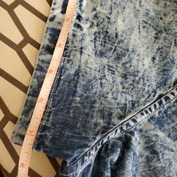 Short Sleeved Tie Dye Shirt - Picture 5 of 9